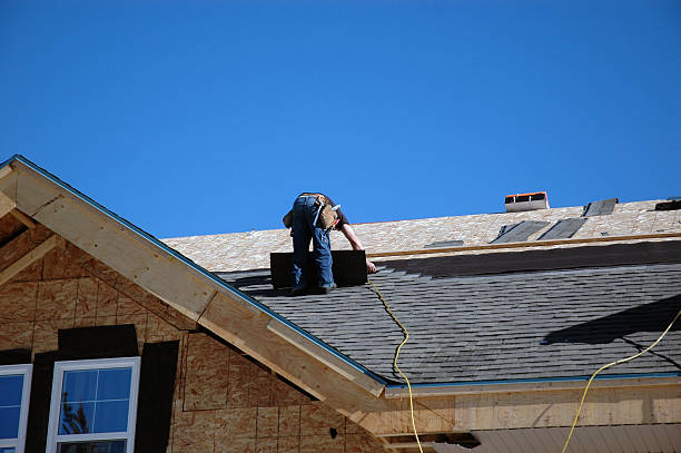 Best Storm Damage Roof Repair  in Lynnwood, WA